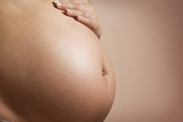 femme enceinte accompagnement durant la grossesse, prénatal